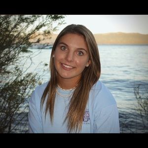 Meet your Posher, Brielle